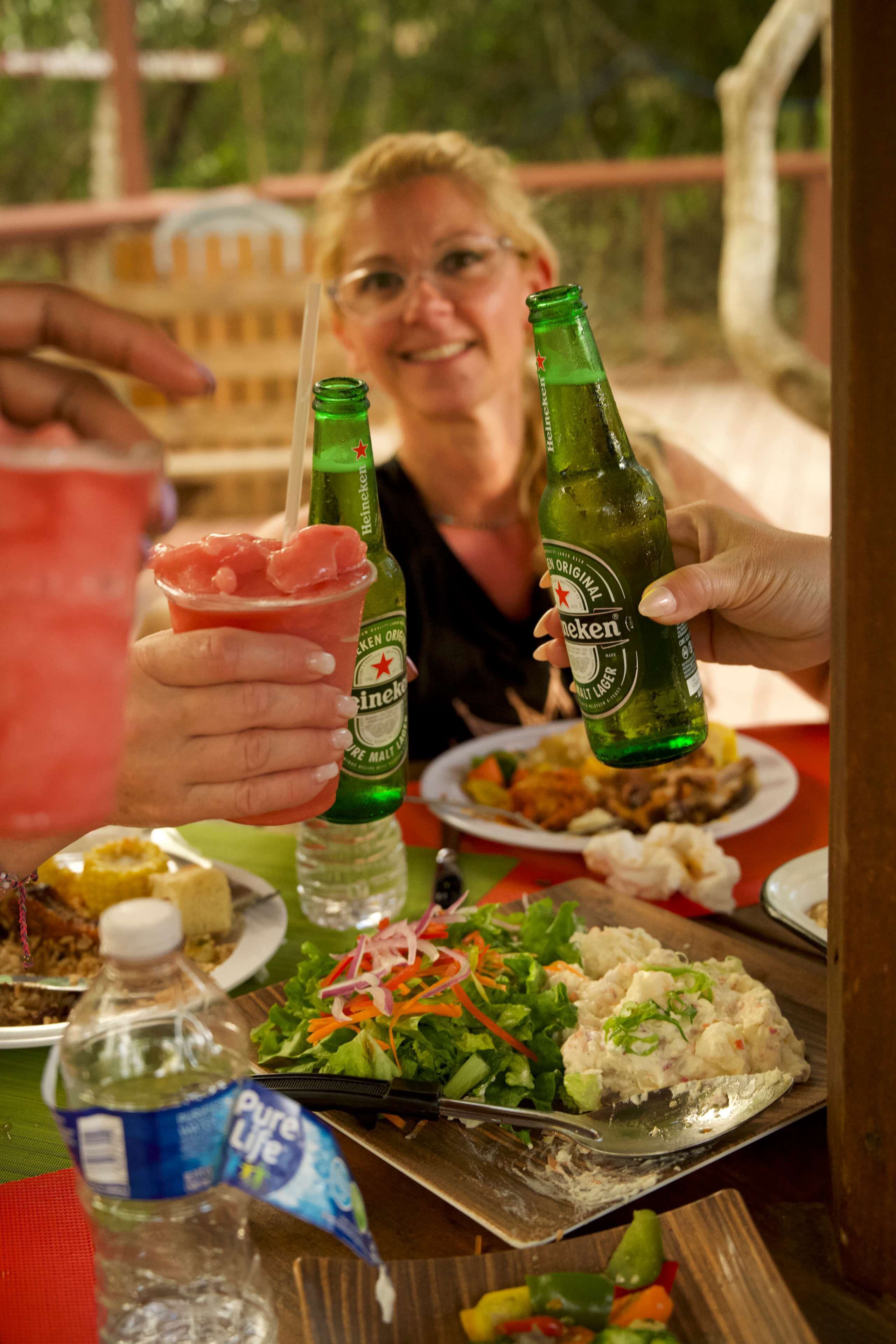 Cheers treehouse restaurant crystal caves